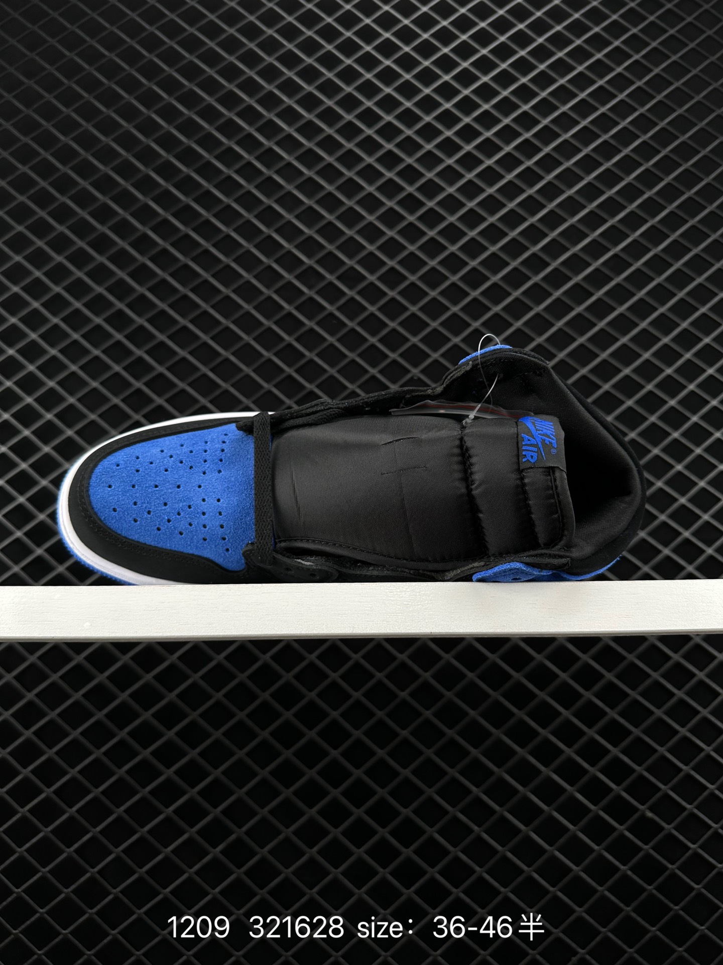 Nike Air Jordan 1 Retro High OG”Black/White“